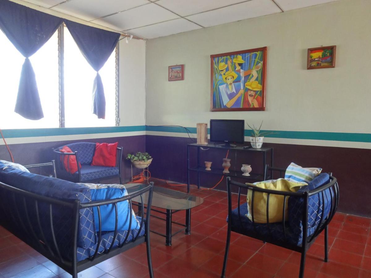 Harvest House Nicaragua Hotel León Zewnętrze zdjęcie