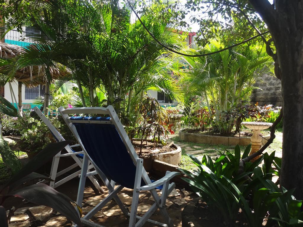 Harvest House Nicaragua Hotel León Zewnętrze zdjęcie