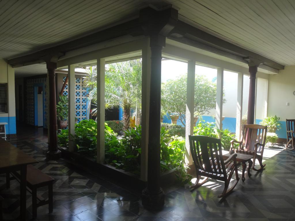Harvest House Nicaragua Hotel León Zewnętrze zdjęcie