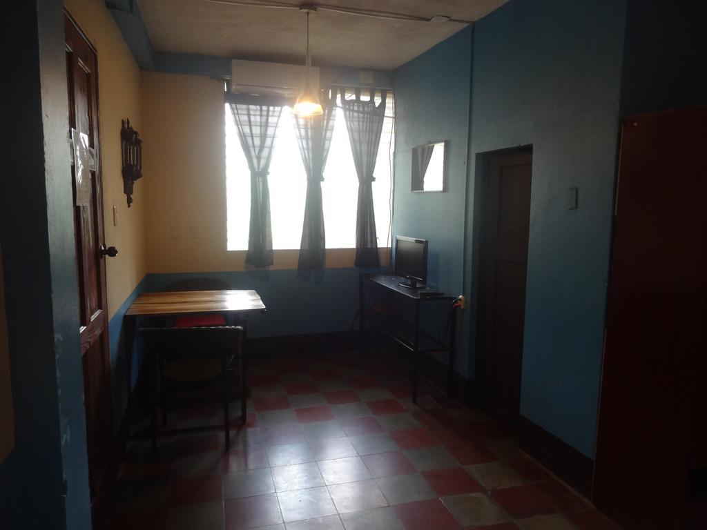 Harvest House Nicaragua Hotel León Zewnętrze zdjęcie